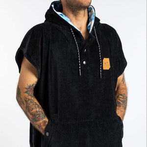 Slowtide The Digs Pancho in Black L/XL