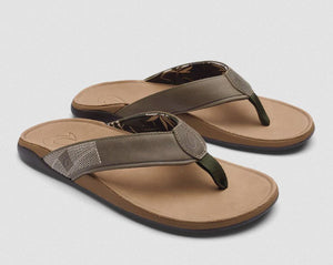 OluKai Tuahine Sandals