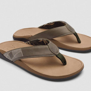 OluKai Tuahine Sandals